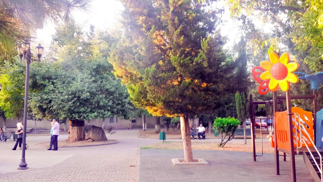 Hostel Near The Square Tbiliszi Kültér fotó