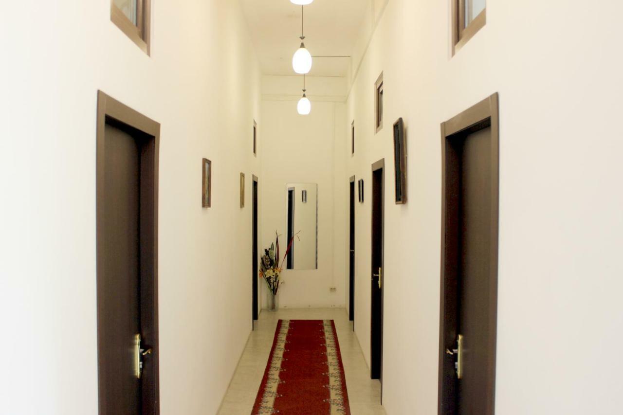 Hostel Near The Square Tbiliszi Kültér fotó